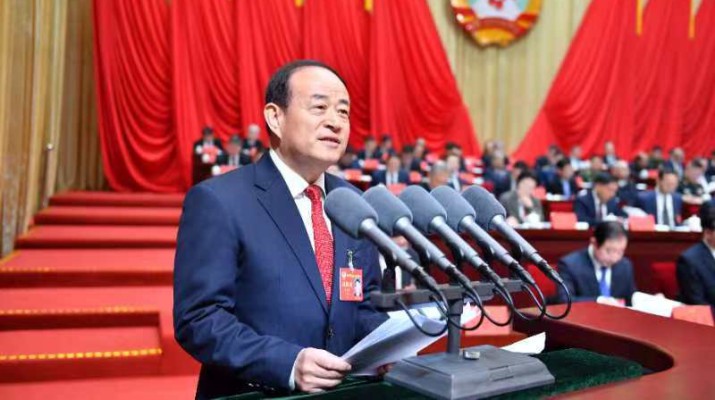 政協(xié)甘肅省十三屆三次會(huì)議1月19日上午舉行第二次全體會(huì)議。全國(guó)政協(xié)委員，省政協(xié)常委，甘肅文旅集團(tuán)黨委書(shū)記、董事長(zhǎng)石培文圍繞貫徹落實(shí)習(xí)近平總書(shū)記視察甘肅重要講話(huà)重要指示精神，著眼我省“十五五”謀劃，作大