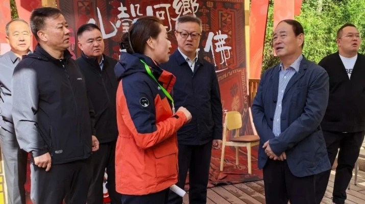 石培文董事長調(diào)研蘭州石佛溝生態(tài)旅游示范區(qū)項(xiàng)目建設(shè)及景區(qū)運(yùn)營工作